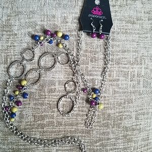 Necklace and earring set